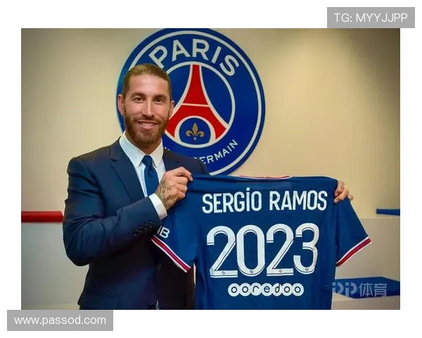 拉莫斯家的狗都比你我活得精致