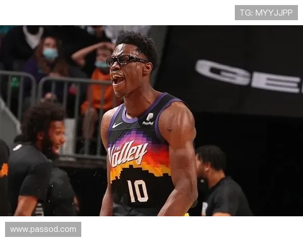 罗伯特·帕里什篮下单打效率明显提升带动球队内线进攻